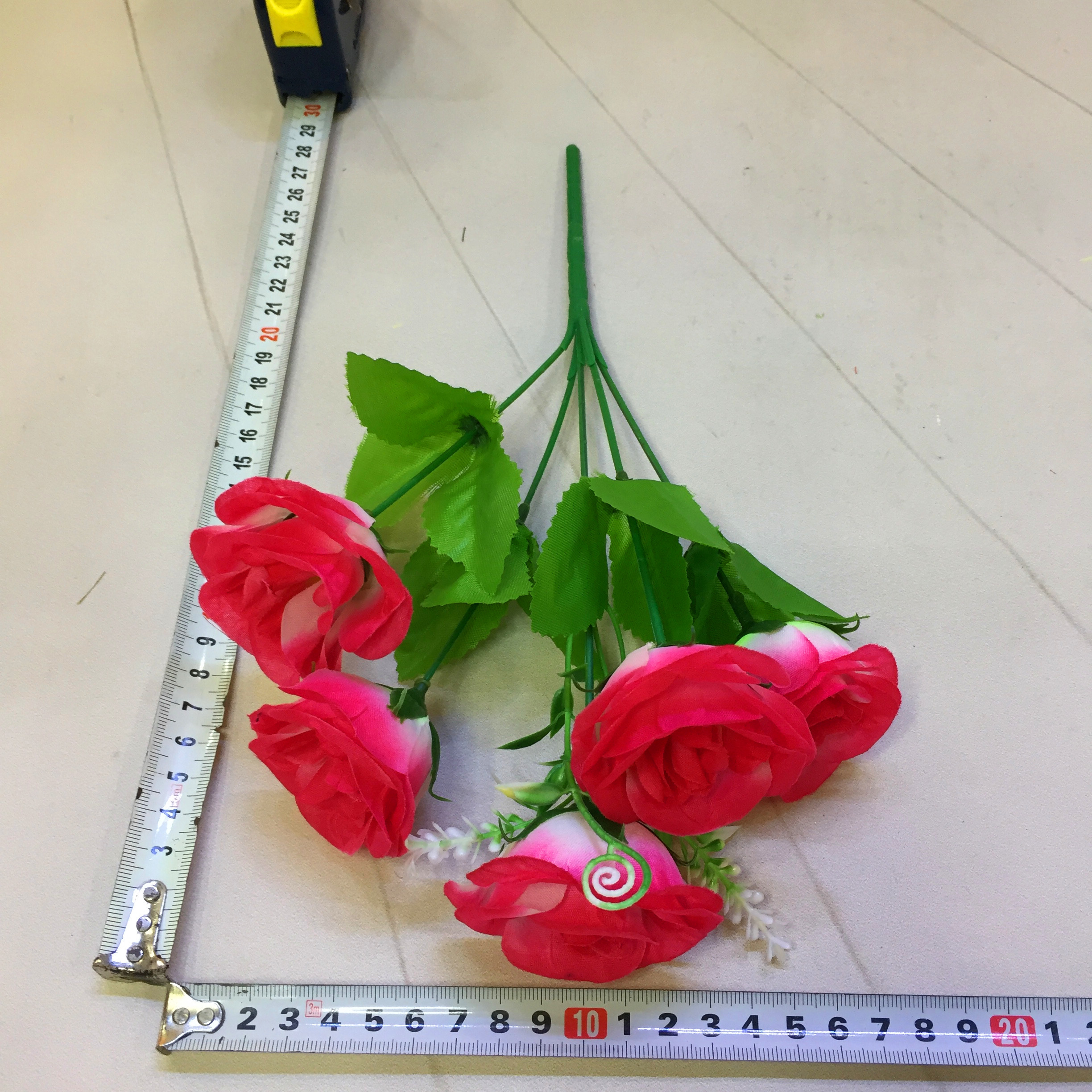 Factory direct sales of 5 small fragrant rose artificial flowers details Picture