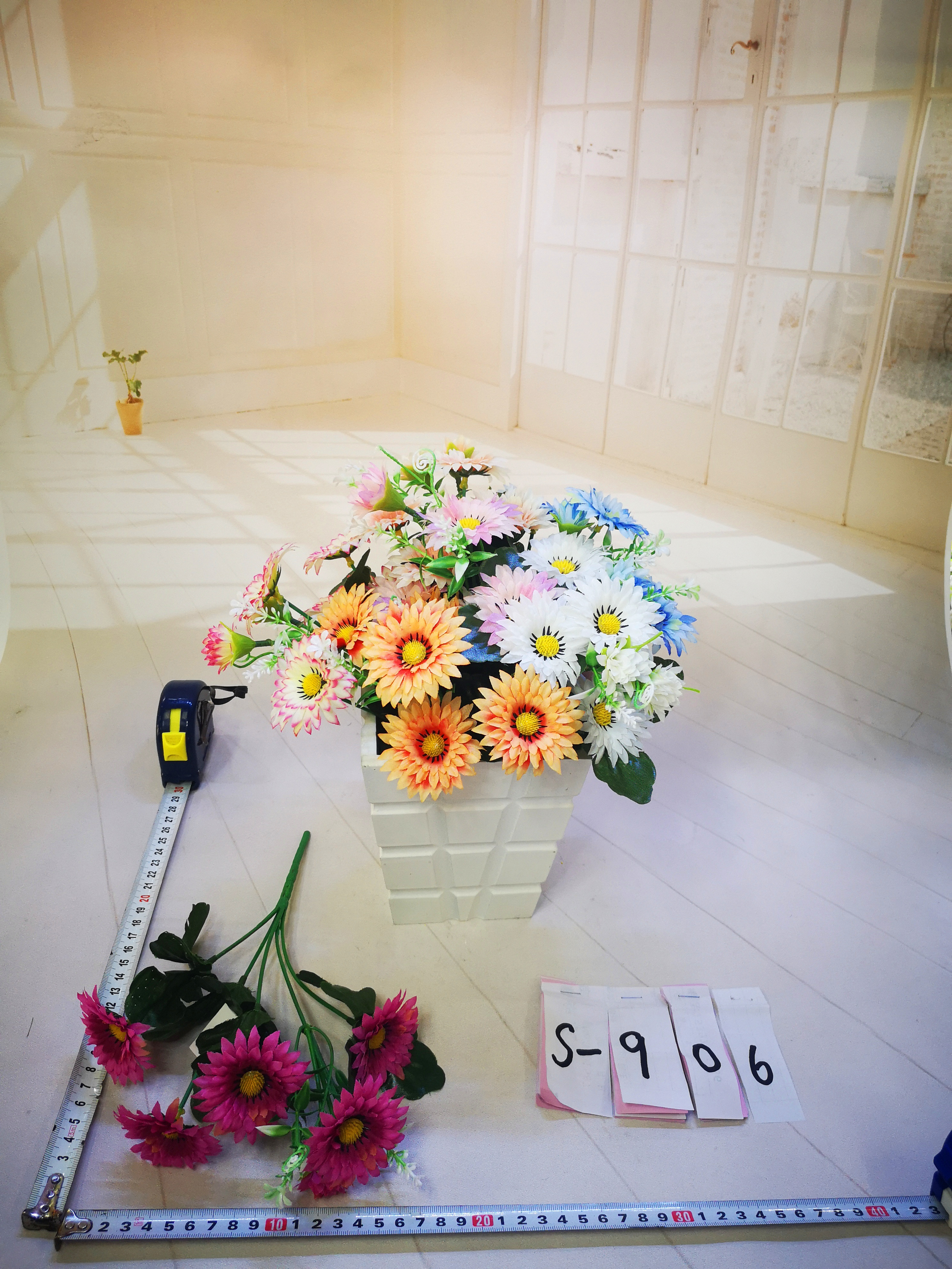 Five-headed chrysanthemum artificial flower full figure