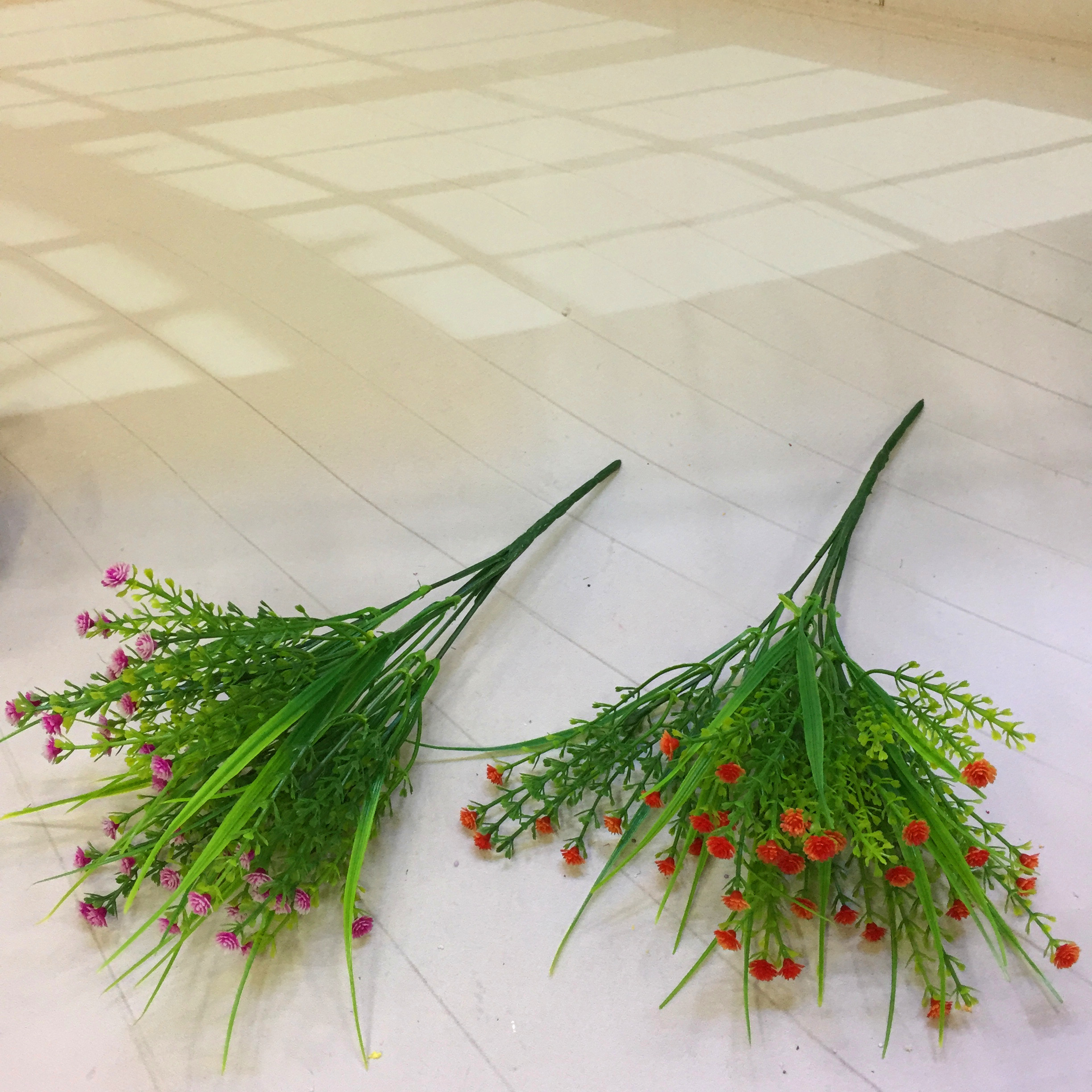 Factory direct sales of 5 artificial flowers of spring grass and starry sky Application Scenario