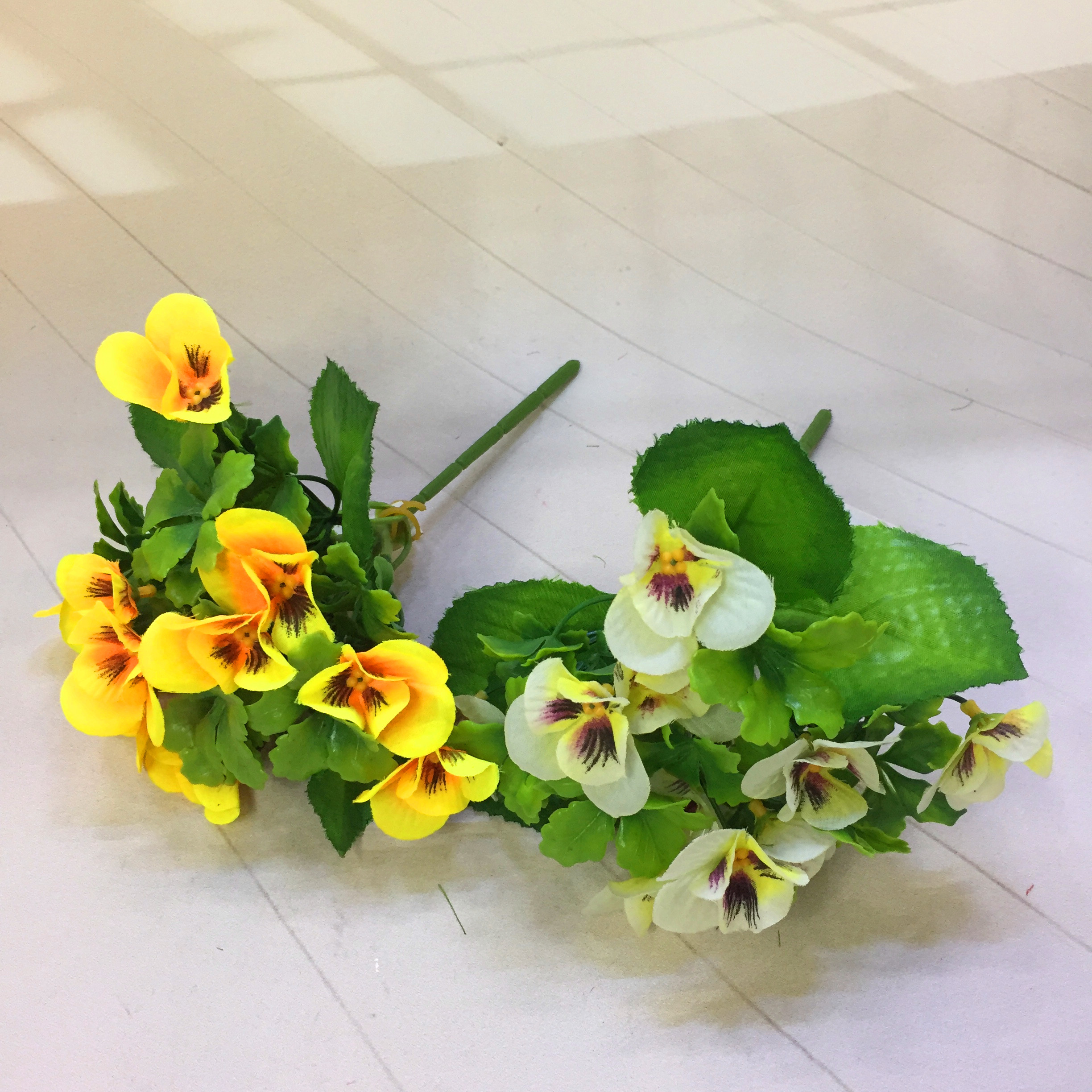 Factory direct sales of XY19013-1 artificial flowers Application Scenario