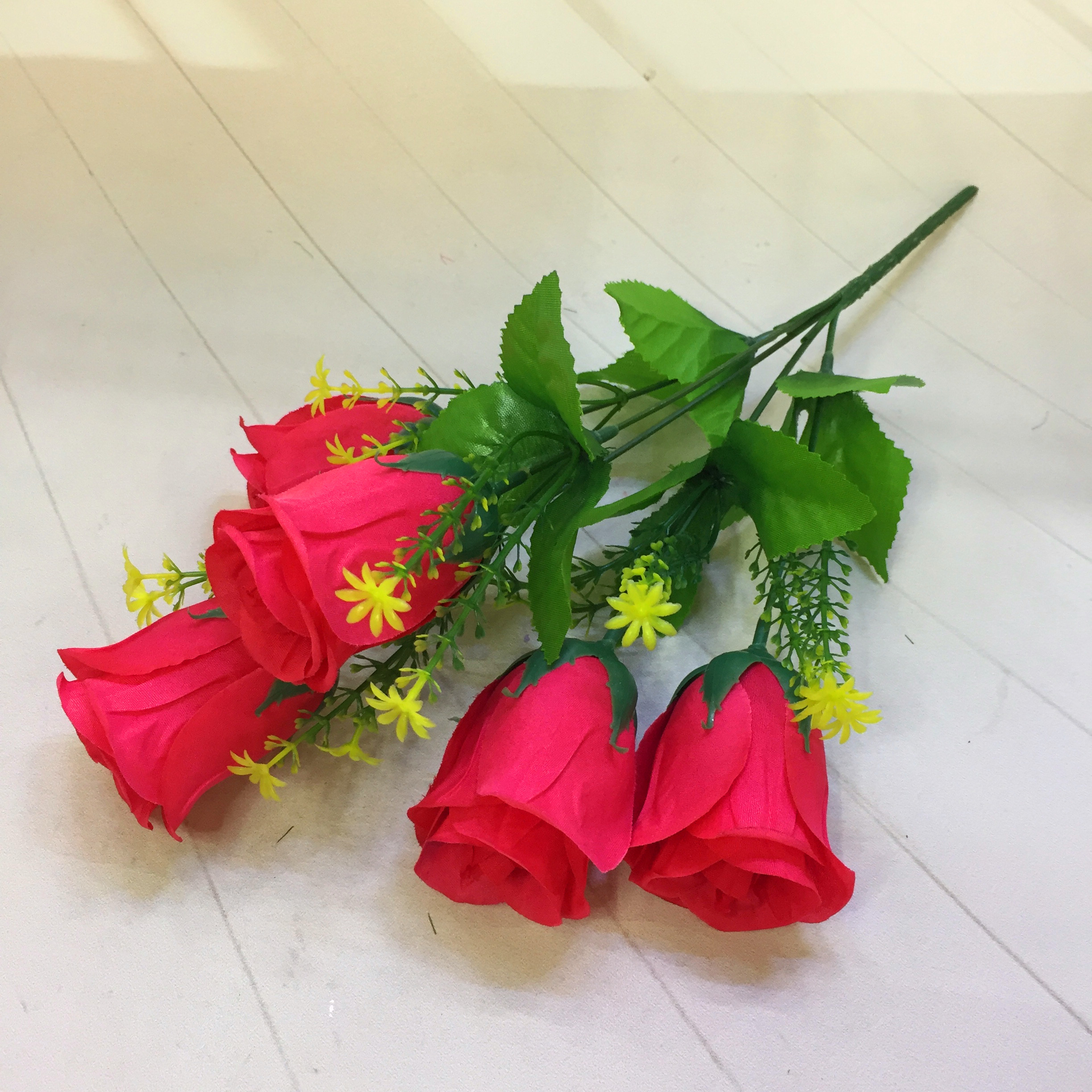 Factory direct sales of 5 artificial flowers of Chinese bud details Picture