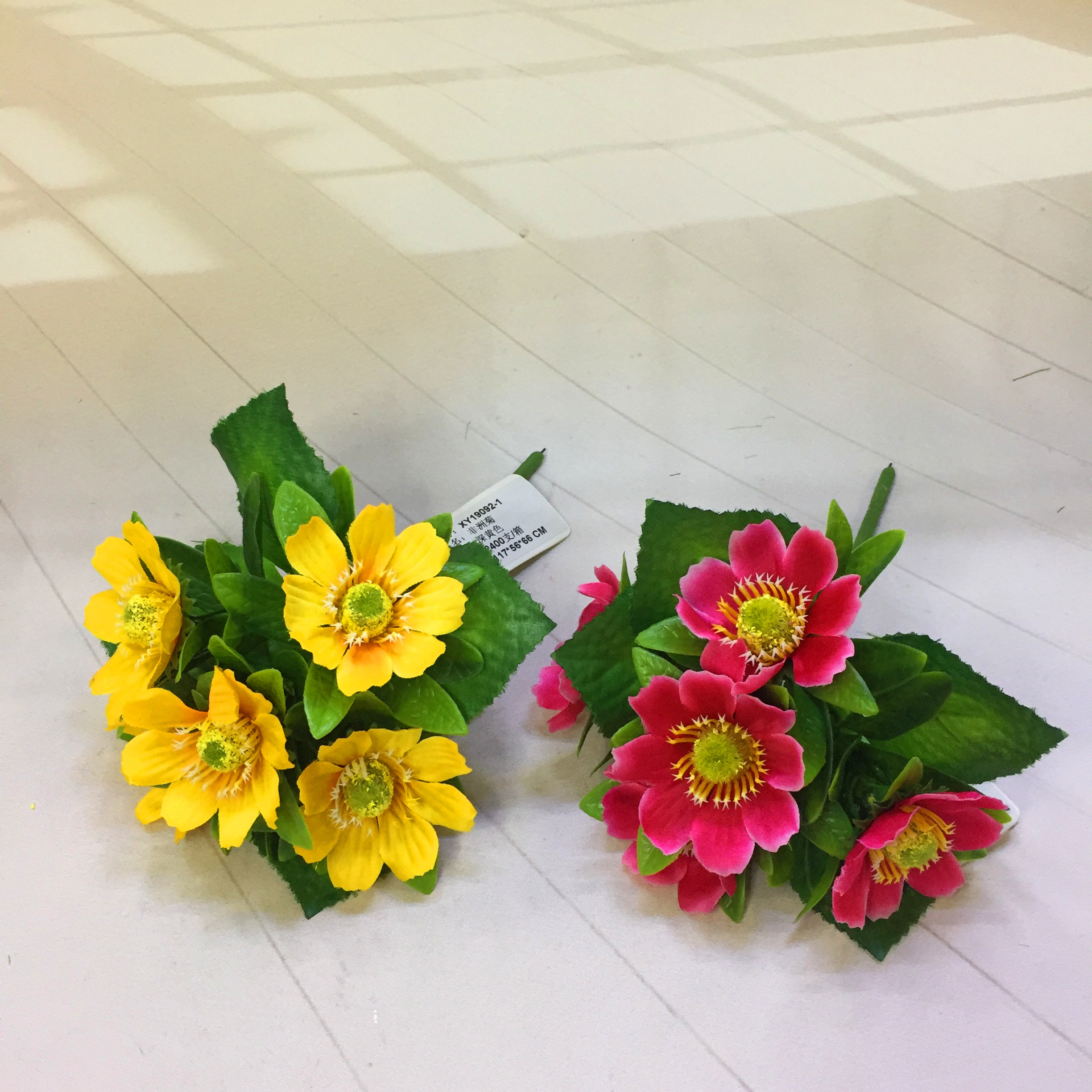 Factory direct sales XY19092-1 artificial flower Application Scenario