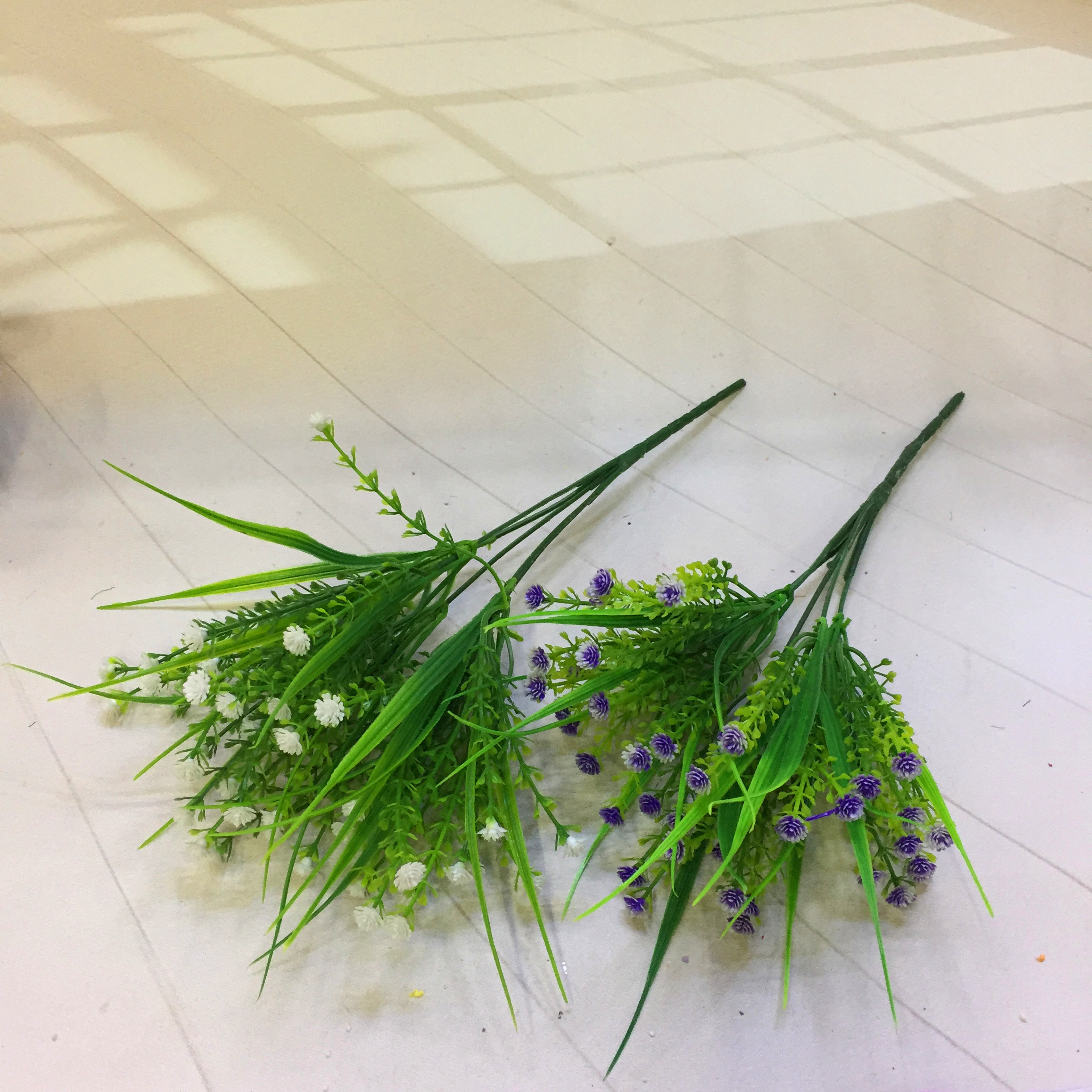 Factory direct sales of 5 artificial flowers of spring grass and starry sky Specification drawing