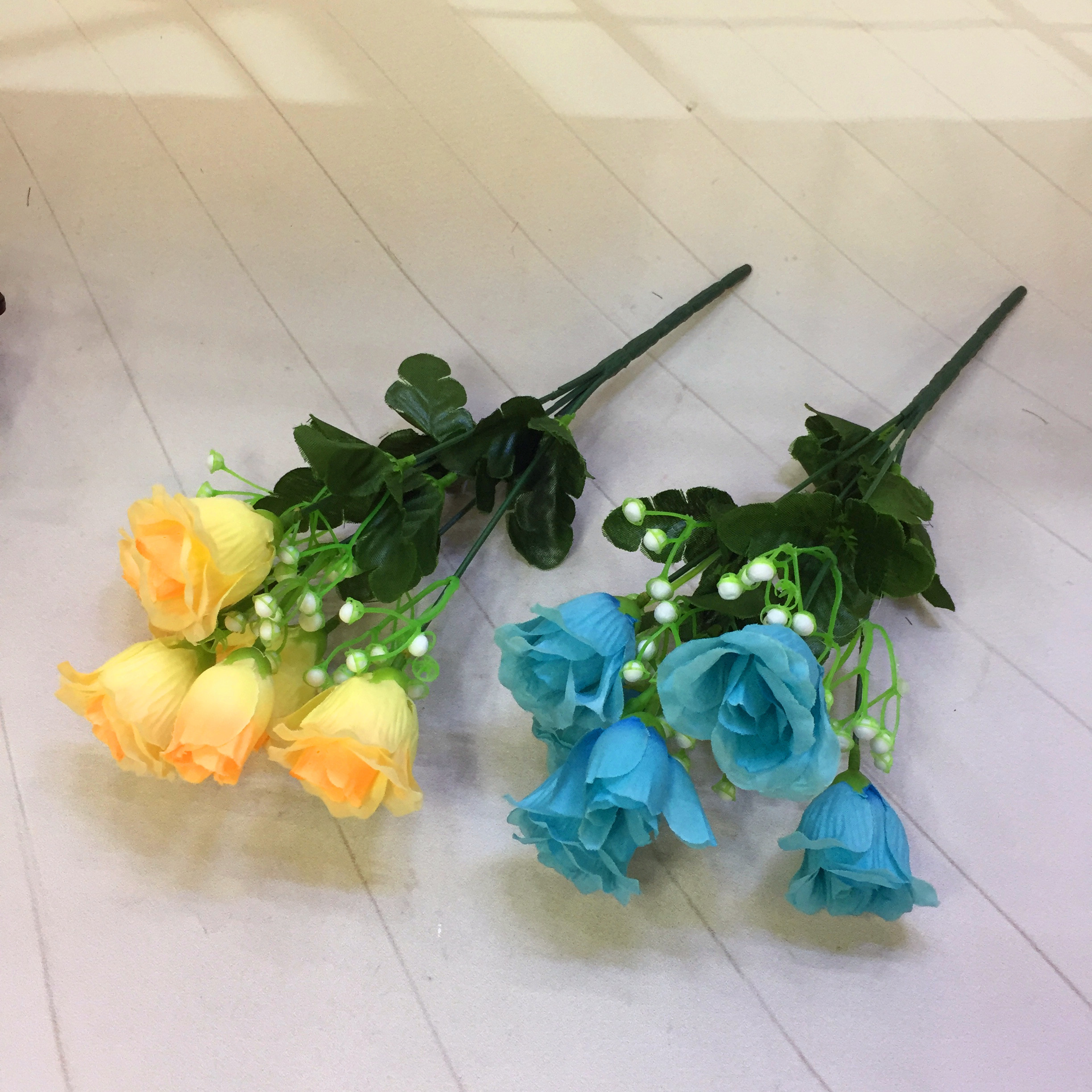 Factory direct sales of 5-head 6-flower wavy rose artificial flowers Specification drawing