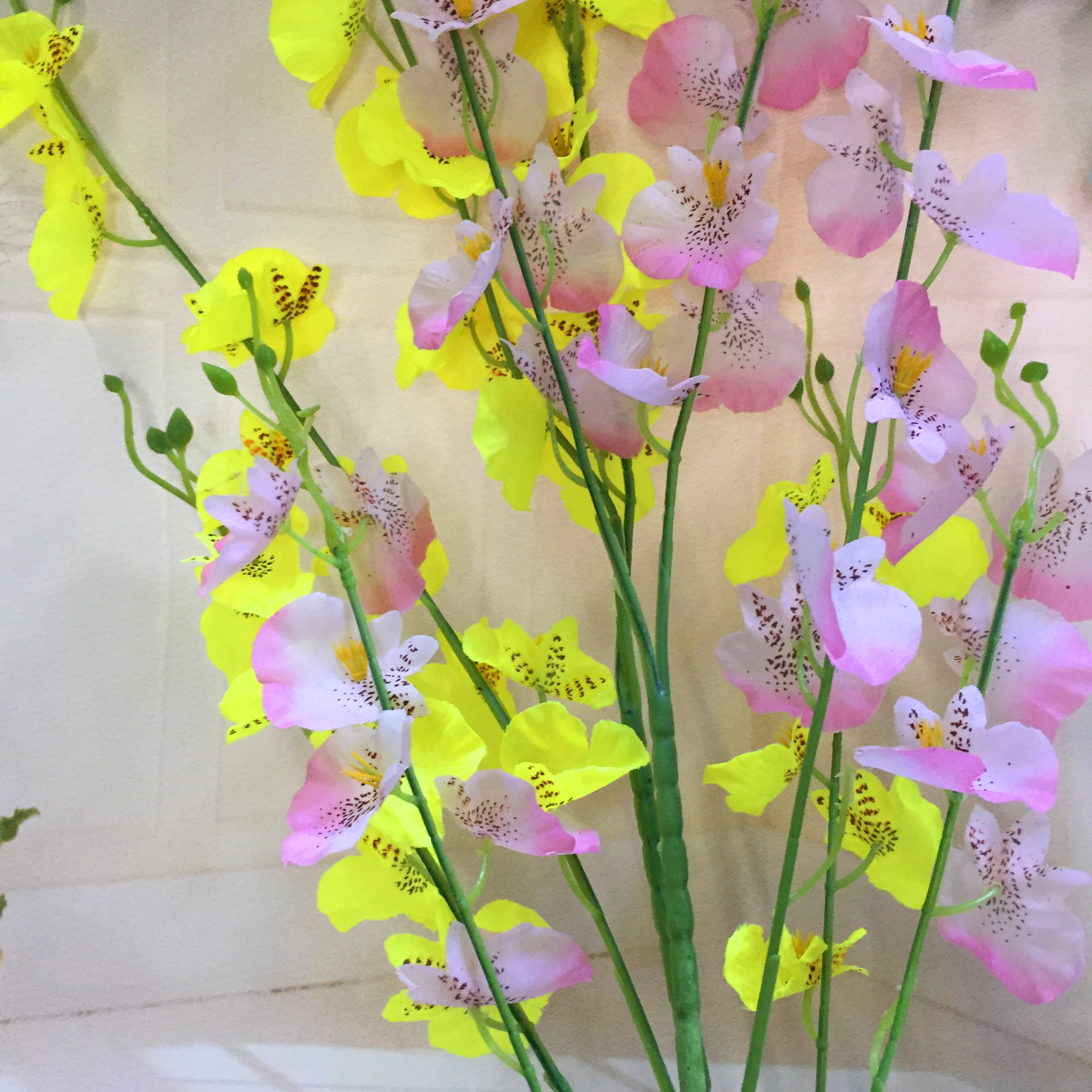 Factory direct sales of single dancing orchid artificial flowers Application Scenario