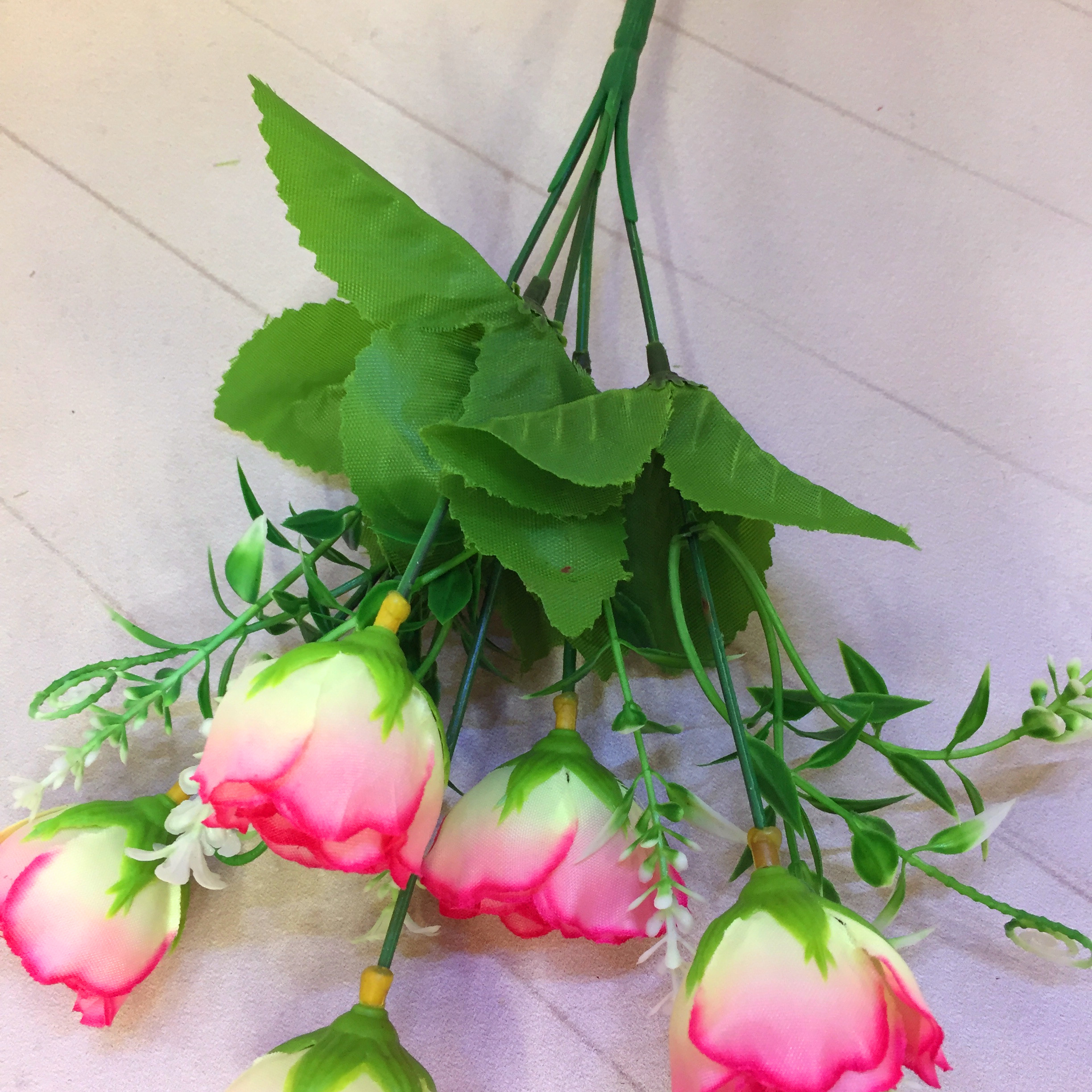 Factory direct sales of 5 sets of stage design rose artificial flowers details Picture