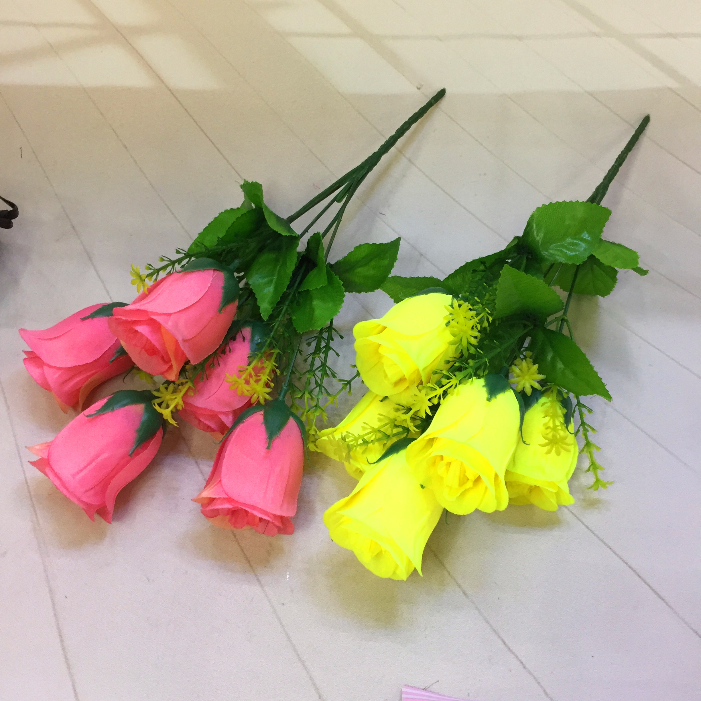 Factory direct sales of 5 artificial flowers of Chinese bud Specification image