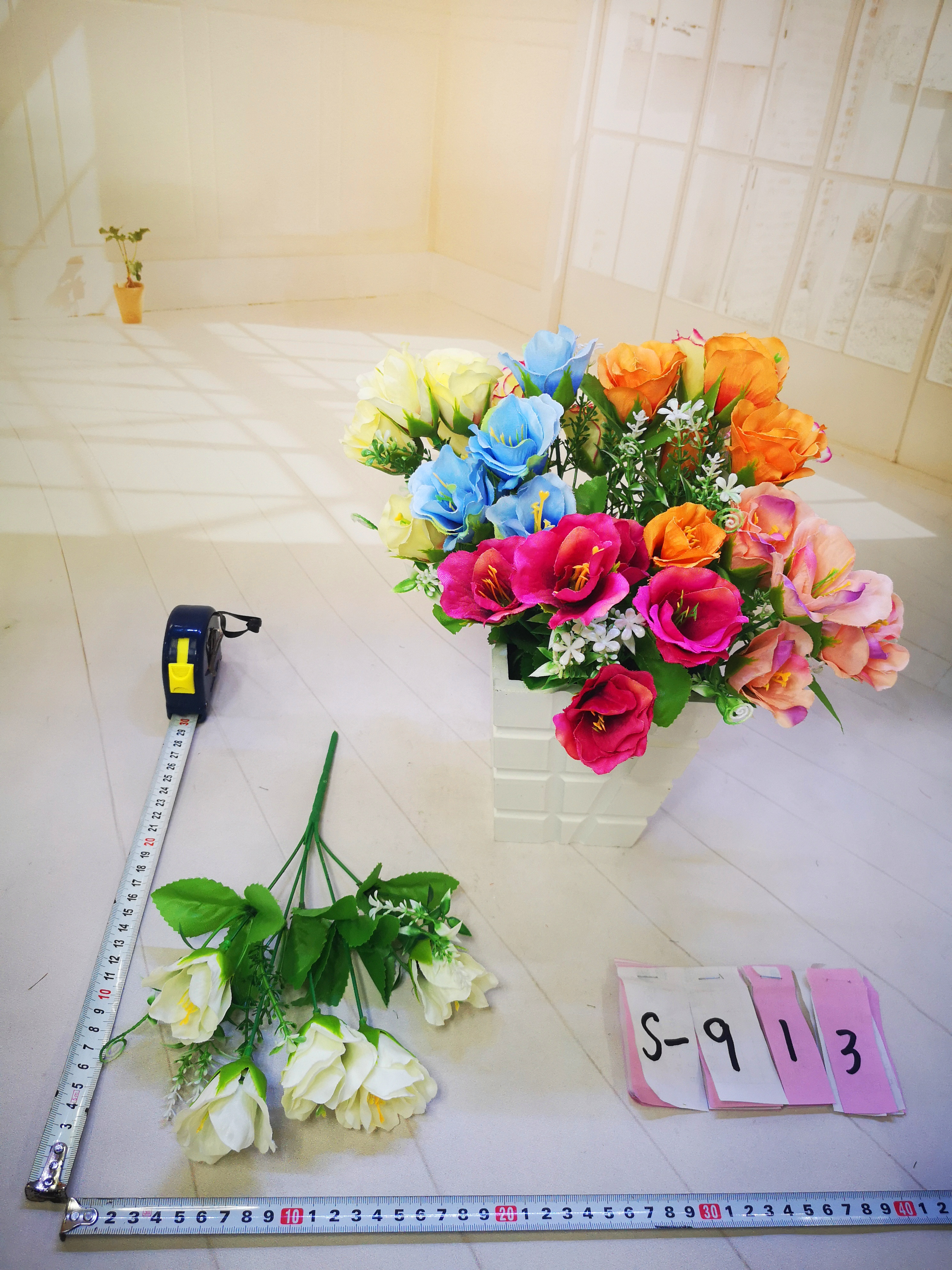 Factory direct sales of 5 pieces of fragrant rose artificial flowers Item Picture