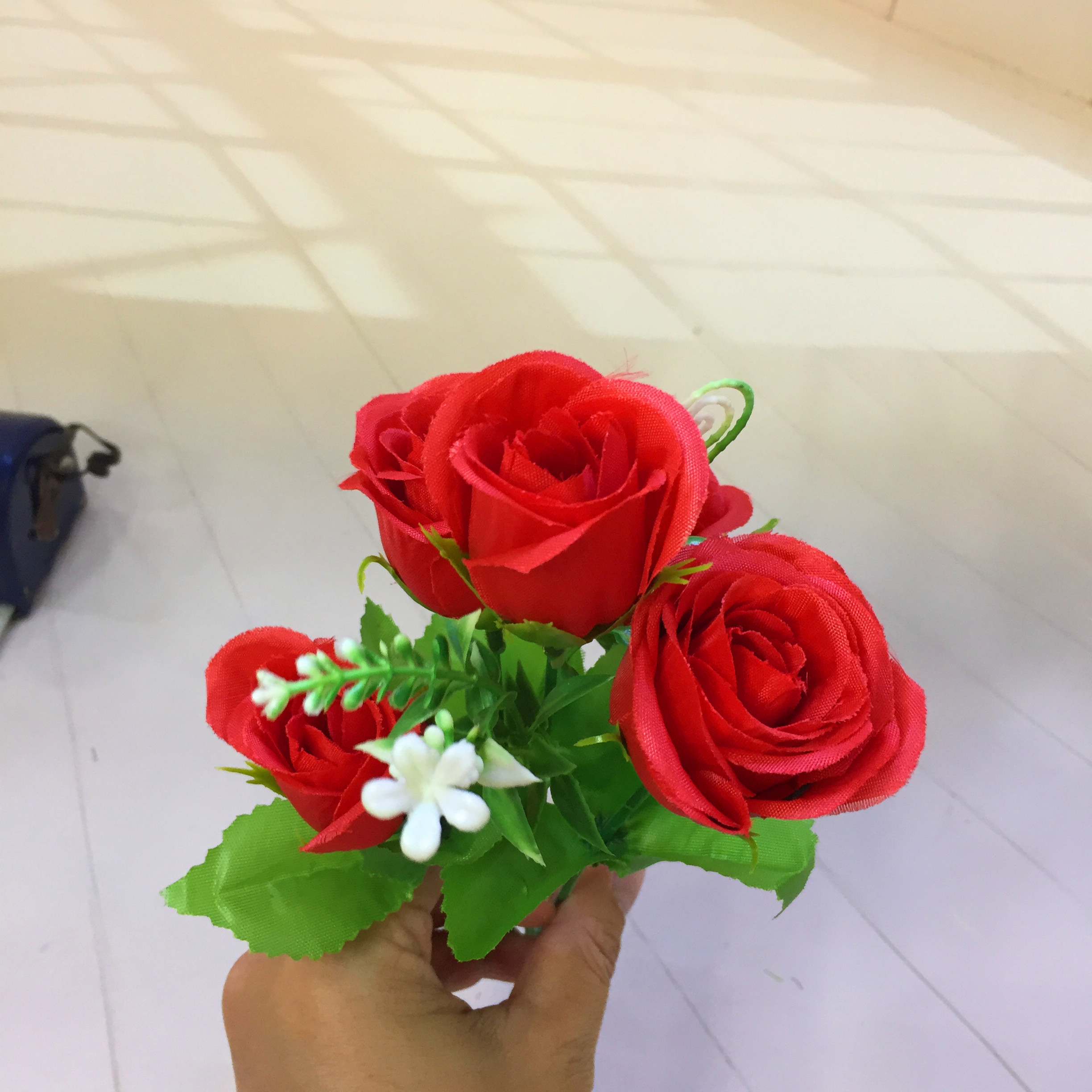 Factory direct sales of 5 artificial water hibiscus flowers details Picture