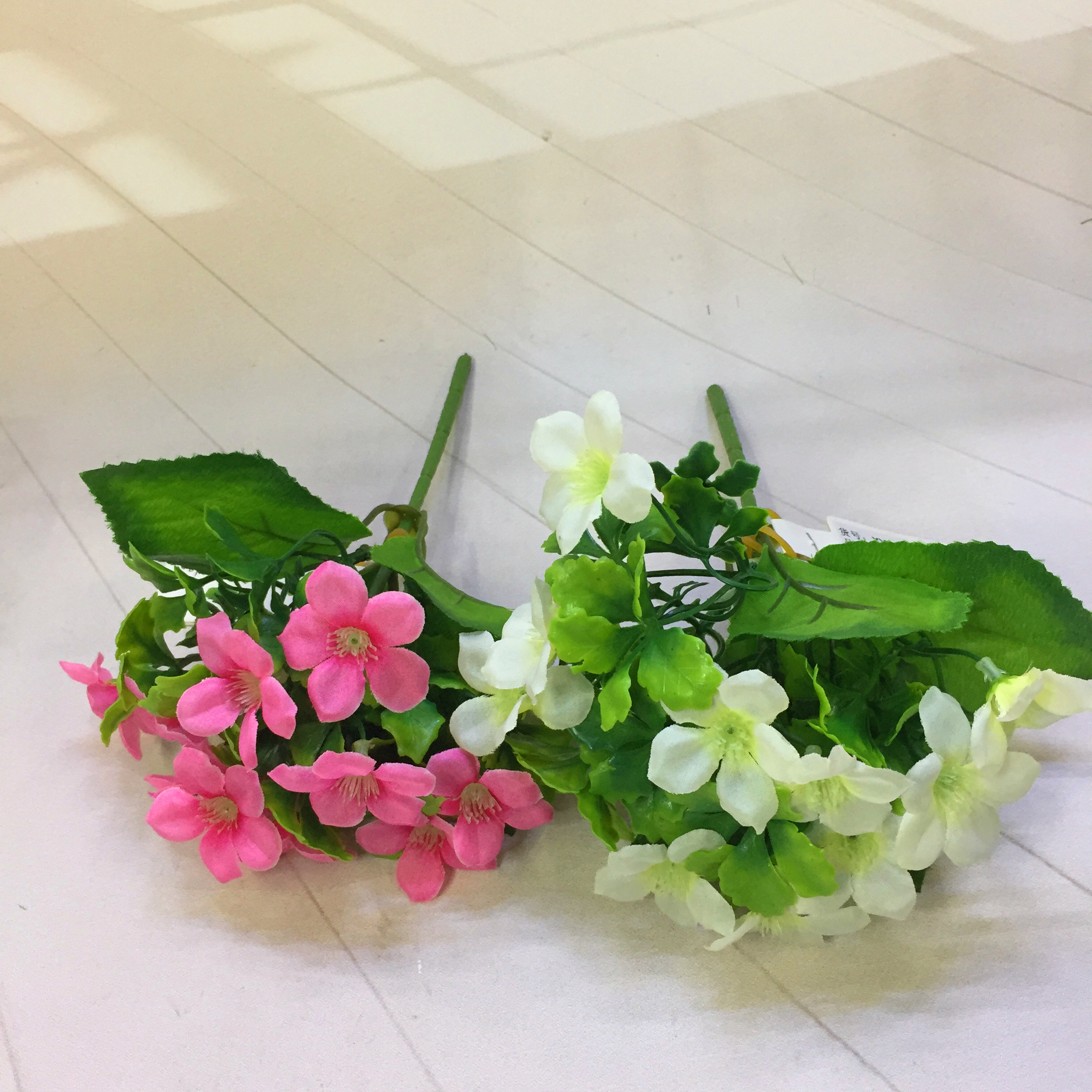 Factory direct sales XY19056-1 artificial flower Application Scenario