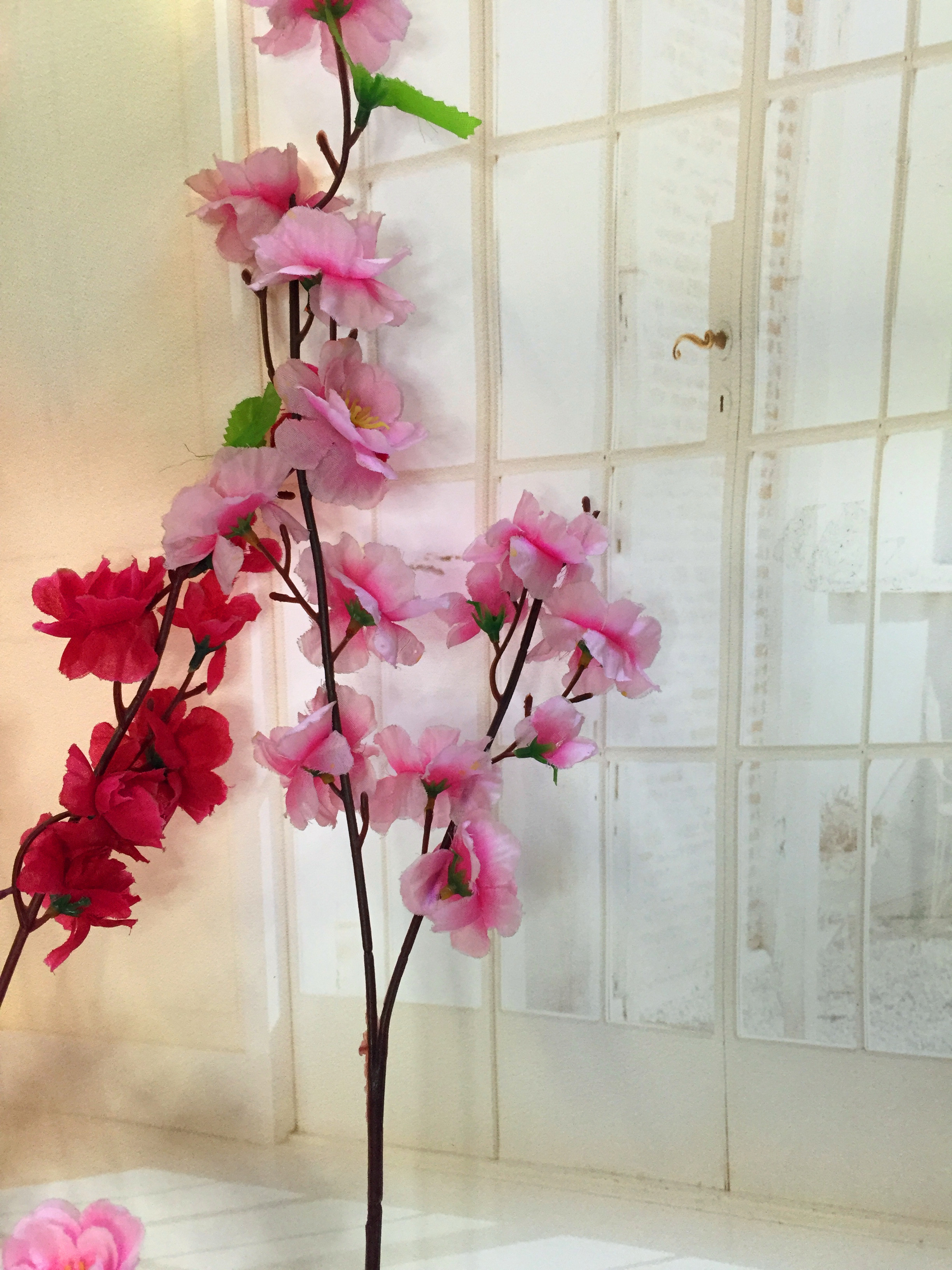 Factory wholesale of decorative silk fabric, artificial flower branches, artificial flowers, artificial peach trees, decorative flower branches, 6-branch artificial peach blossoms Specification drawing