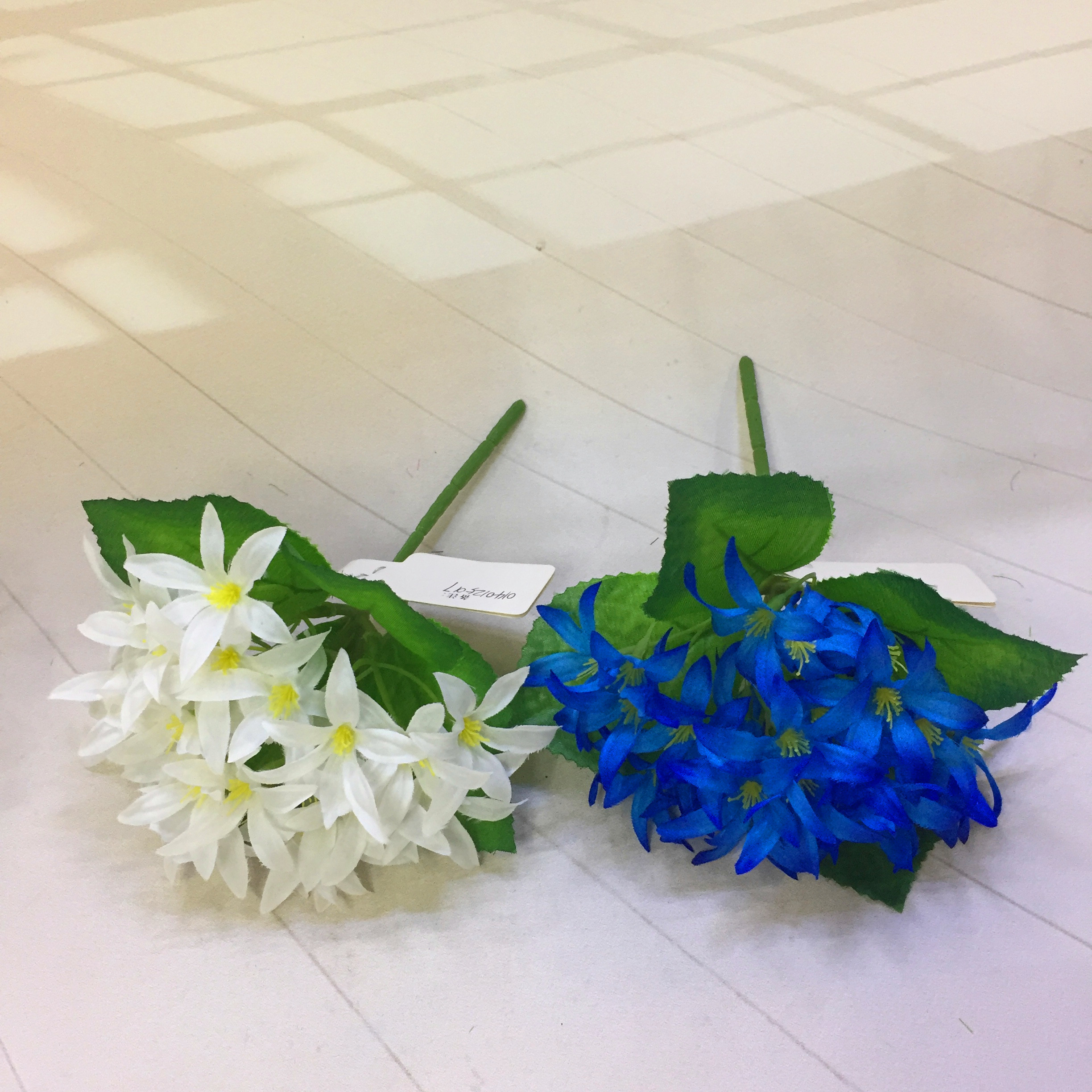 Factory direct sales XY19035-1 artificial flower Application Scenario