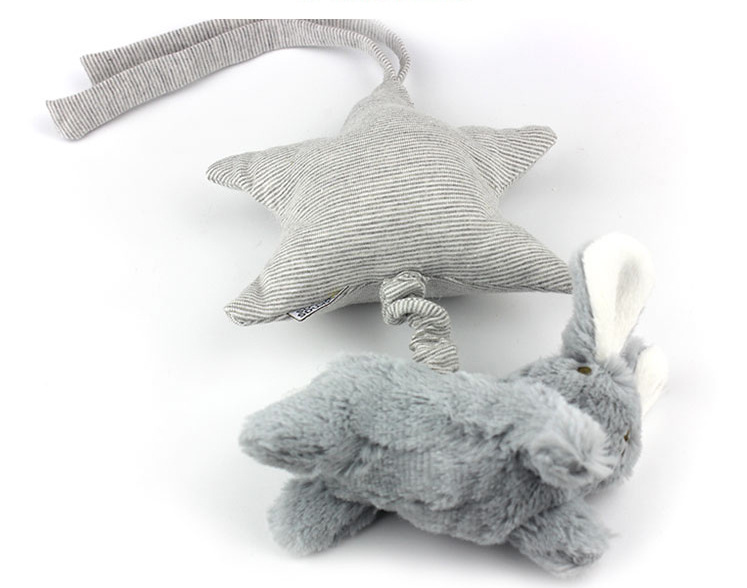 Star Little White Rabbit rattle bed, trailer, plush music box, rattle baby toy Application Scenario