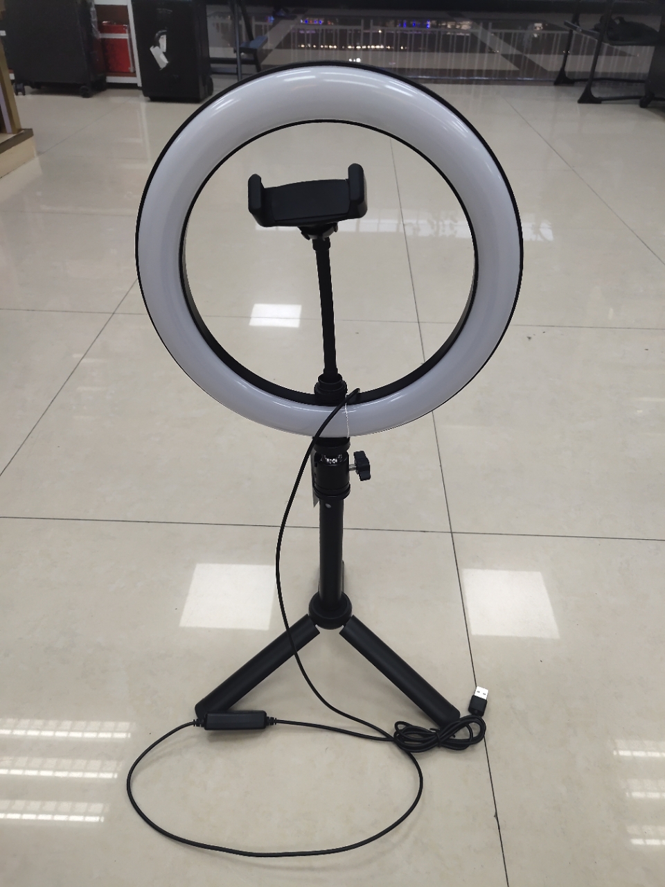 10寸手机美颜自拍直播灯三脚架环形补光灯摄影照相环形灯网红神品白底实物图