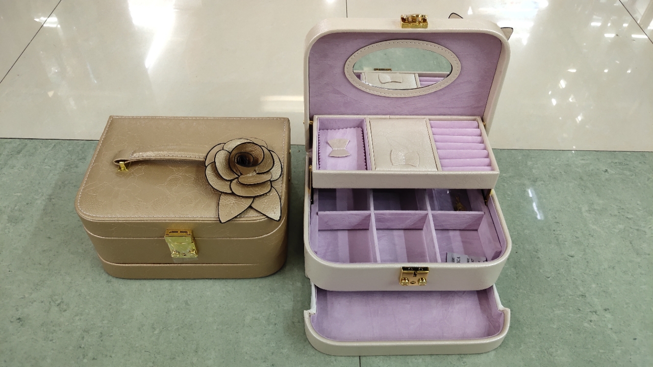 Jewelry storage box, wooden jewelry, rings, earrings, simple yet luxurious, high-end princess, European, Korean style Specification image