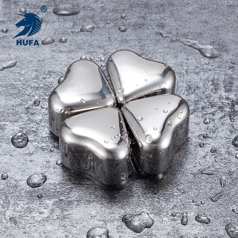 SUS304 heart-shaped stainless steel ice cubes, heart-shaped ice grains, ice wine stones, wine utensils, quick-freezing refrigeration metal stainless steel ice wine stones, bar supplies, beer utensils, stainless steel beer multi-purpose ice cubes. details Picture