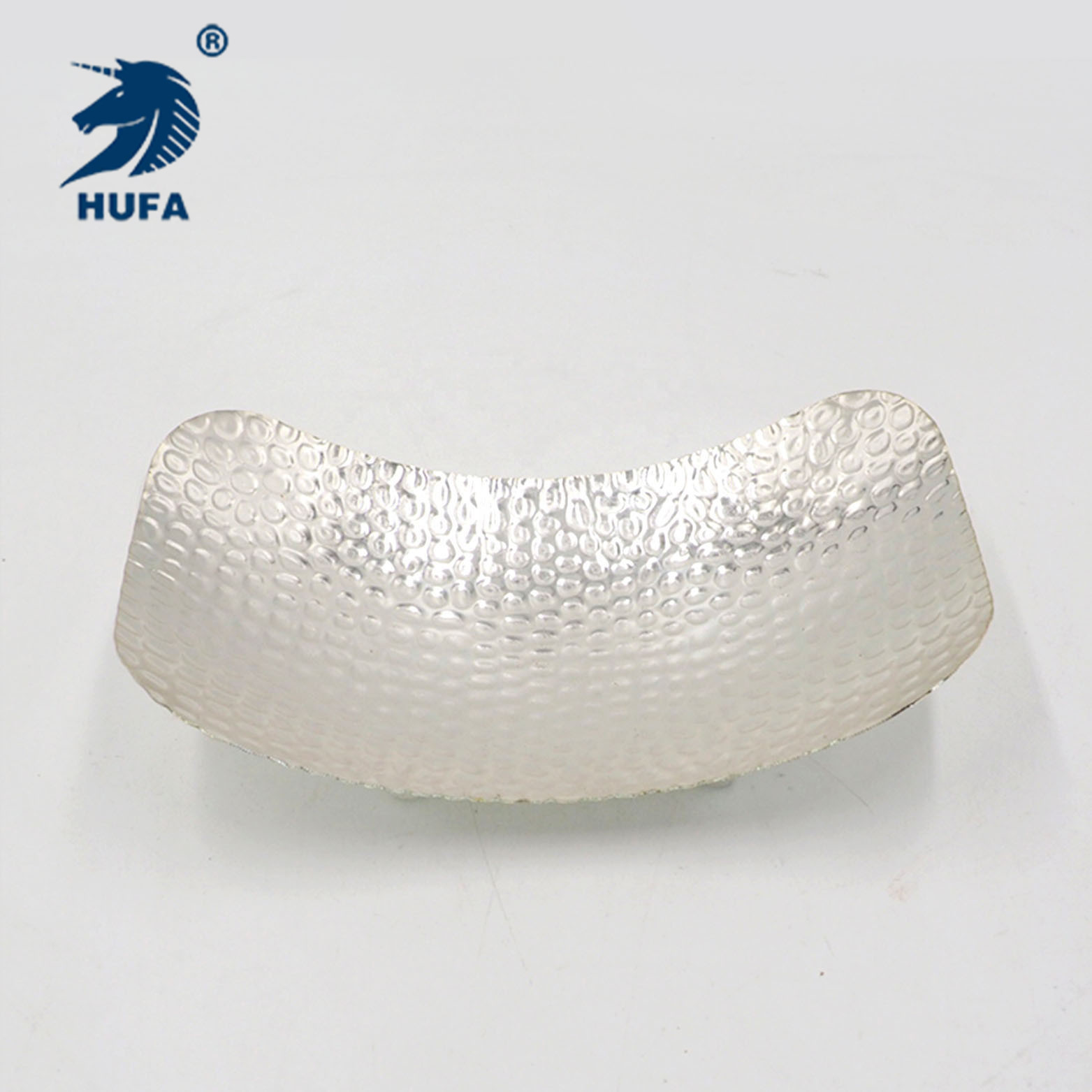 Export oval small boat-shaped iron plates, cake plates, snack plates, afternoon sweetheart plates, restaurant tableware, metal handicrafts Item Picture