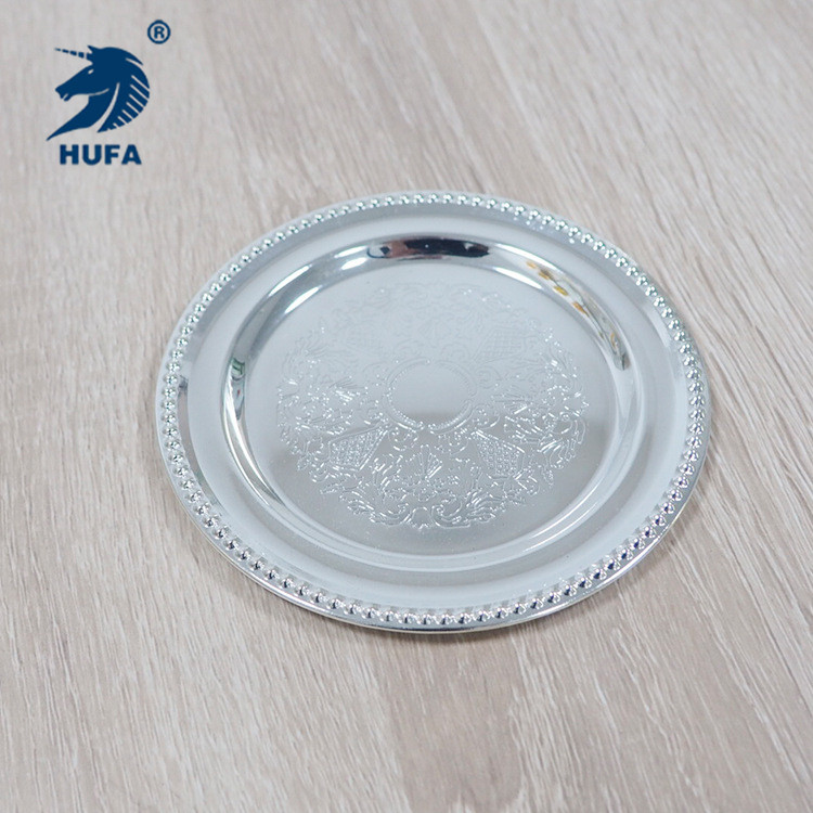 European-style silver-plated beaded dot plates, cake trays, fruit plates, pastry plates, party decoration supplies for foreign trade Application Scenario