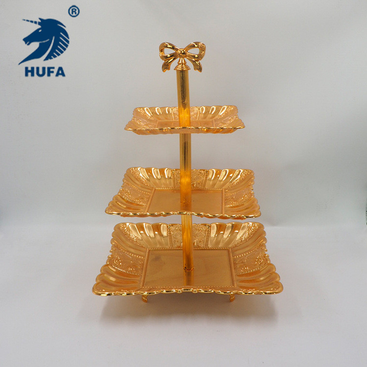 European-style metal cake stand, square cake plate, three-layer fruit plate, tea cake plate, wedding props, dessert shop ornaments