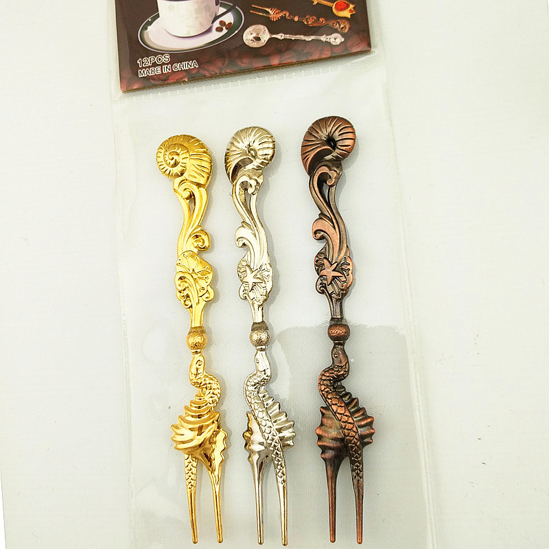 Retro fruit skewers 3-piece set, European court conch dessert cake fork, creative and fashionable home items, mixed-color dessert fork, fruit fork, silver titanium gold-plated, bronze fork details Picture