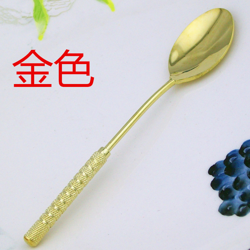 Stainless steel copper-tipped coffee spoon, retro gold, silver and red three-color dessert seasoning soup spoon, creative spoon for pastries and ice cream Application Scenario