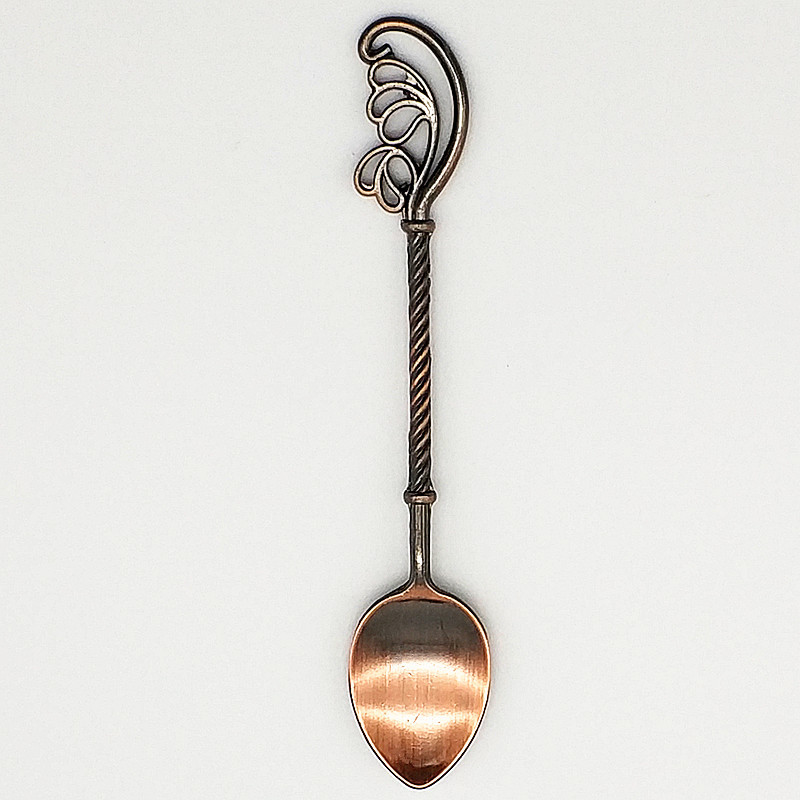 New style spoons, retro alloy coffee spoon, ice cream spoon, jam spoon, cocktail and more gold, silver and copper dessert spoon (JY96) Application Scenario