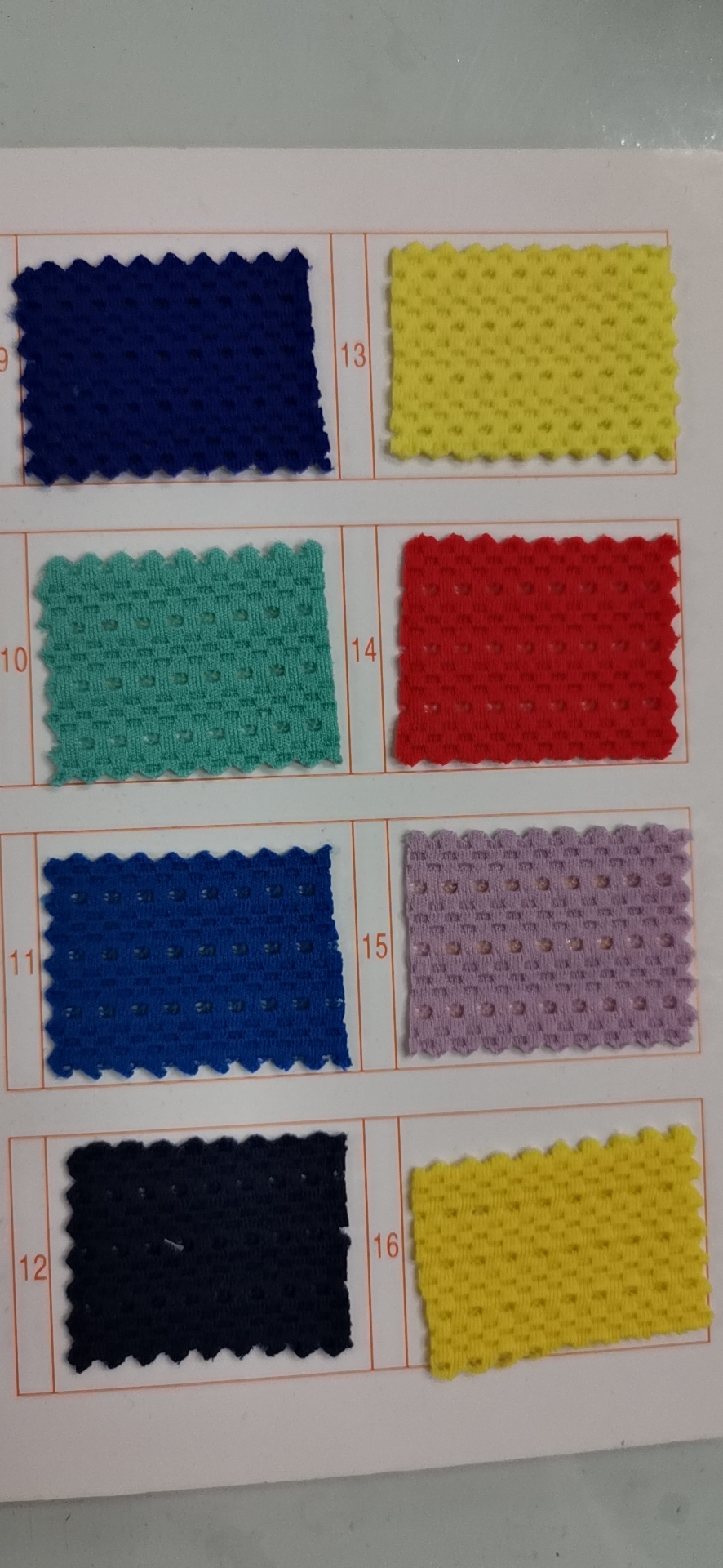 Factory direct sales, direct supply of fashionable warp knitted solid color custom jacquard fabric, high-precision knitting details Picture