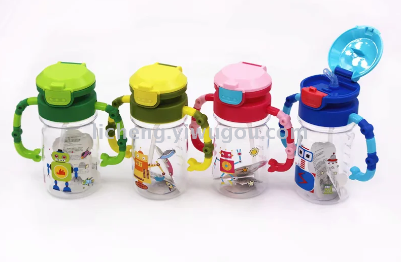 35823 Cute Baby Straw Water Cup, Infant Learning Drinking Cup, Children's Water Bottle Application Scenario