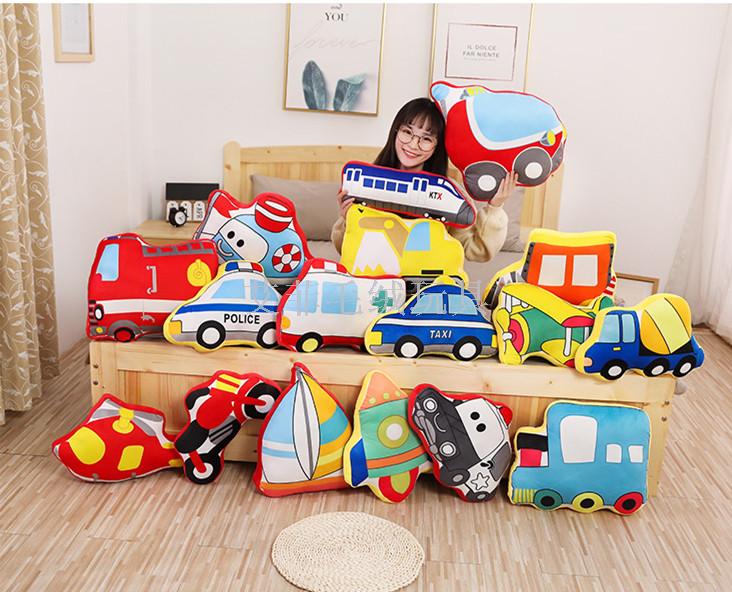 汽车抱枕交通工具汽车模型抱枕卡通印花靠垫毛绒玩具