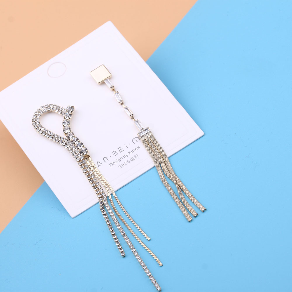 Pudding Station Boutique, trendy and popular long tassel pearl stud earrings, feminine charm earrings, and exaggerated and unique earrings Specification image