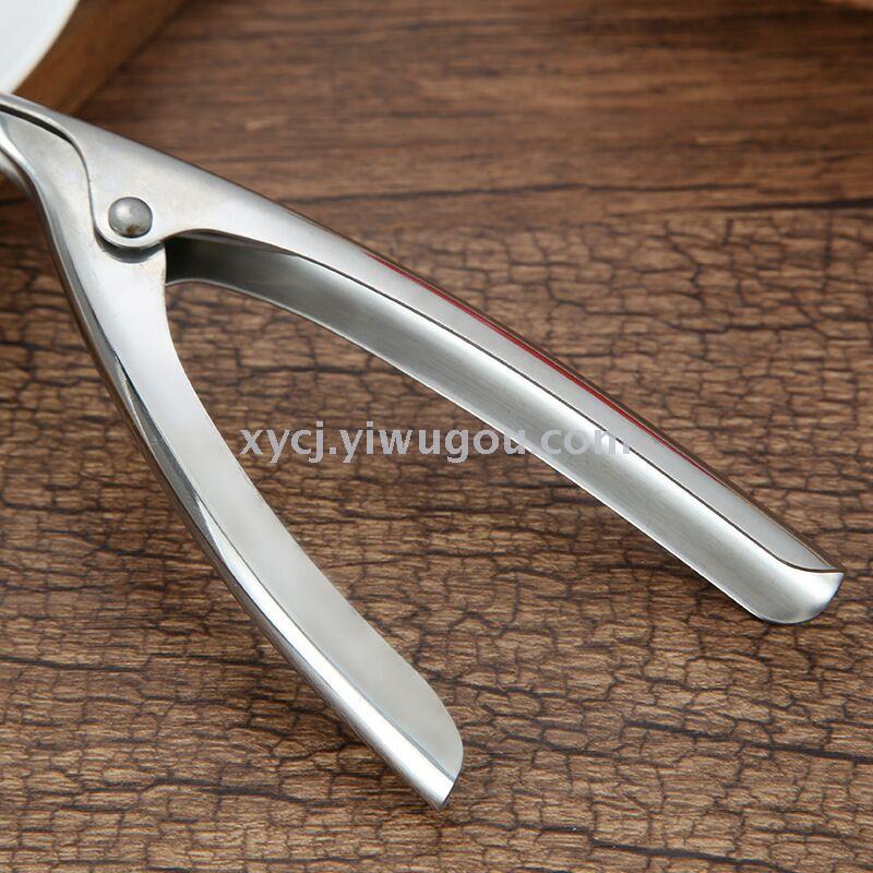 Stainless steel shrimp peeler quick shell peeler, 304 kitchen small tool, crayfish peeler pliers Application Scenario