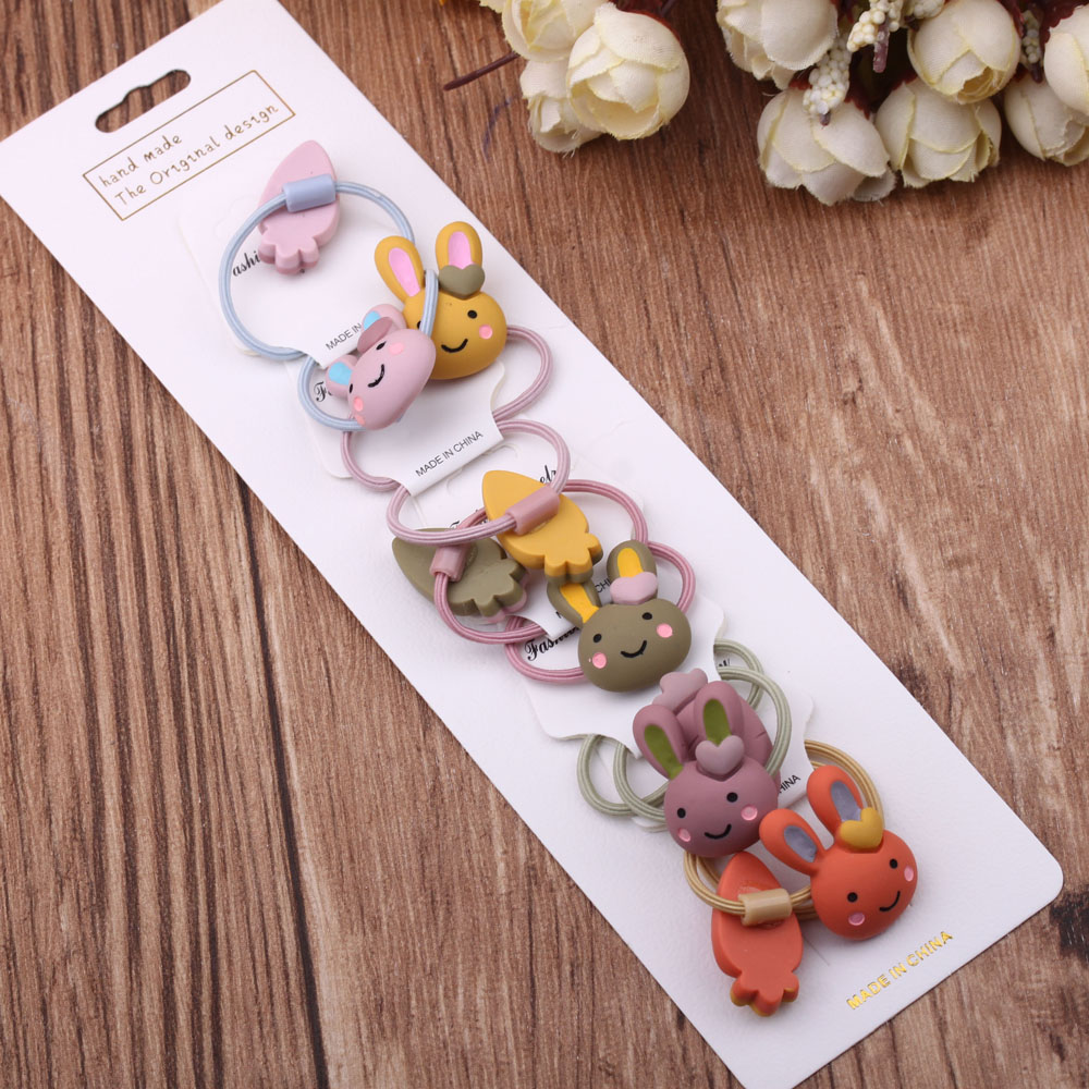 A cute little girl's hair tie with a rubber band, a popular hair band for girls and children, and a hair accessory
