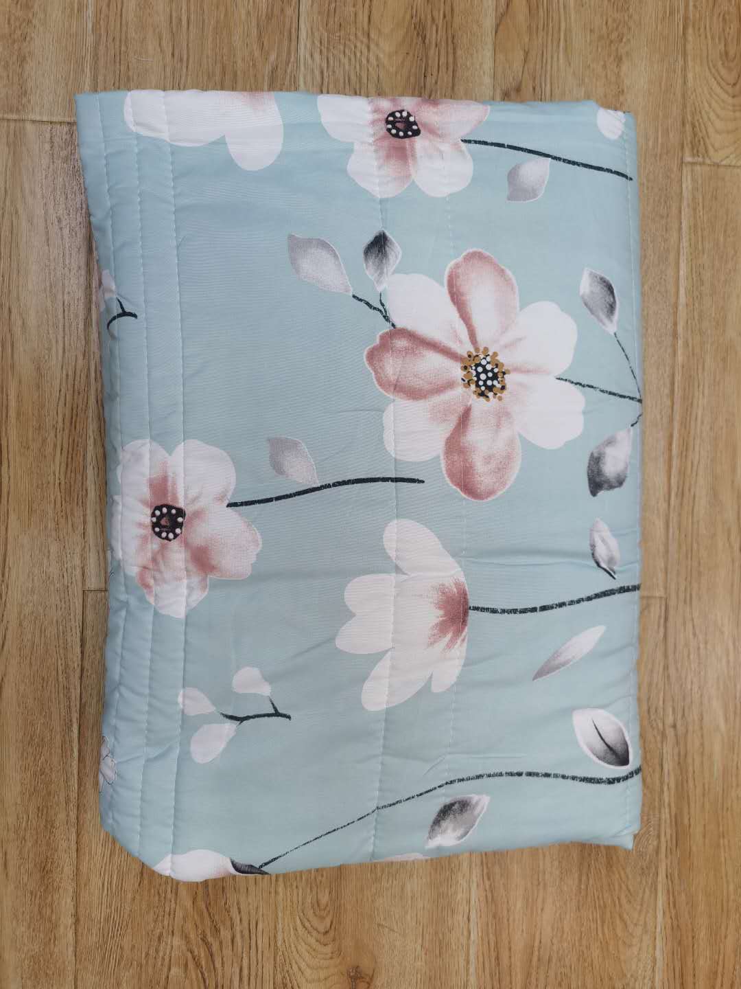 Air-conditioned summer cooling quilt, thin washable cotton summer quilt, machine-washable thin quilt, spring and autumn quilt, single student dormitory show Item Picture