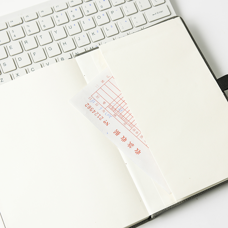 Business notebook customized LOGO creative envelope pocket A5 notebook strap PU leather surface notebook, enterprise customized Application Scenario