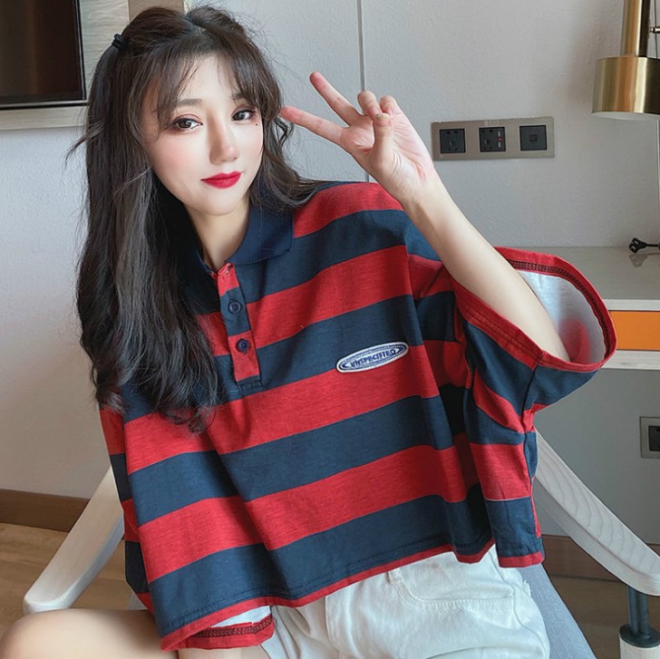 Real photos of Japanese-style retro polo shirts for women in summer, short-sleeved loose Hong Kong-style half-sleeved T-shirts, and summer tops Application Scenario