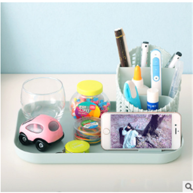 Simple desktop storage box with hollowed-out pen barrel Application Scenario