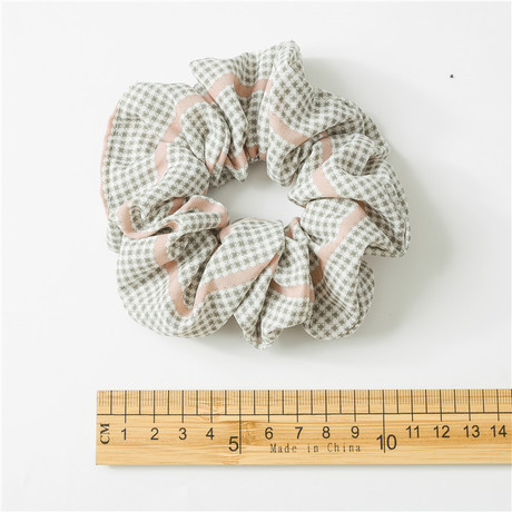 New cross-border Japanese and Korean large intestine circle hair bands, new checkered and striped retro series women's hair tie-up accessories batch Item Picture