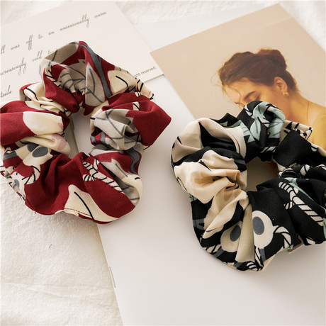In the spring of 2020, new floral large intestine circle fabric circle, European and American women's hair bun, elastic and versatile hair accessories, cross-border hair circle Specification drawing