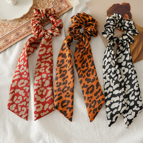 Santai Cross-border's new European and American satin leopard print knotted ribbon large intestine circle women's updo bun hair hoop accessory thumbnail