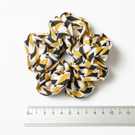 Cross-border new creative large intestine circle hair band, checkered fabric head band, high-elasticity hand-tied hair for women's headwear batch Item Picture