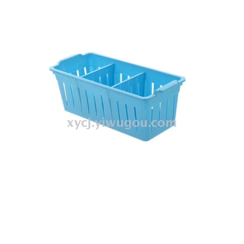 Compartmentalized plastic storage basket Item Picture
