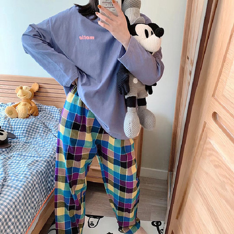 MOTIE's new autumn and winter long-sleeved home wear without genuine stickers, color-blocking and versatile pajamas for women who don't go out for a long time Item Picture