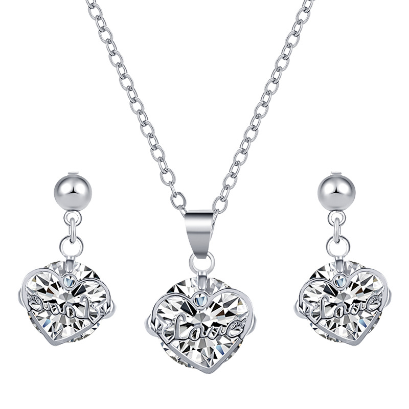 珠宝首饰白底实物图