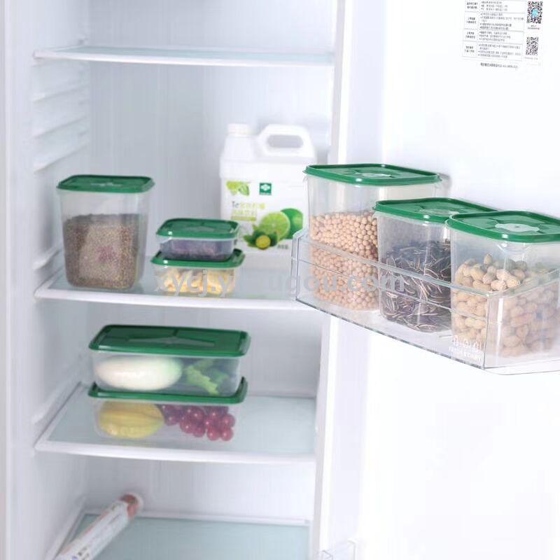 A 17-piece set of plastic food storage containers Specification image