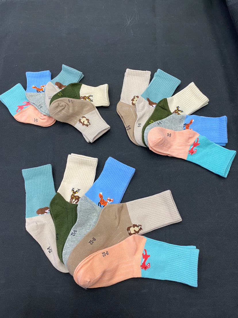 New Yiwu quality goods street stall combed cotton children's socks, cotton children's socks, student socks, boys' socks, girls' socks