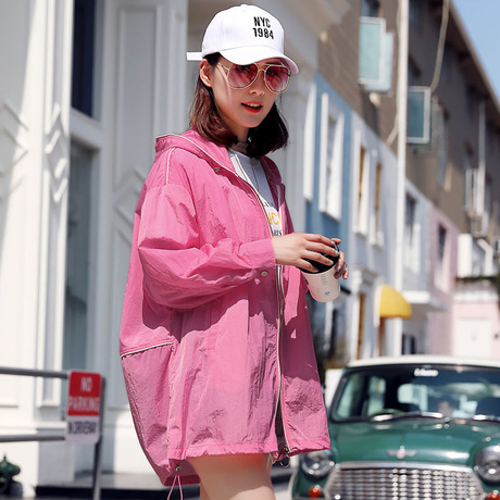 The new summer 2020 sun-protective clothing for women is loose, slimming, fashionable, Korean-style, lightweight and breathable. The mid-length coat is trendy Specification image