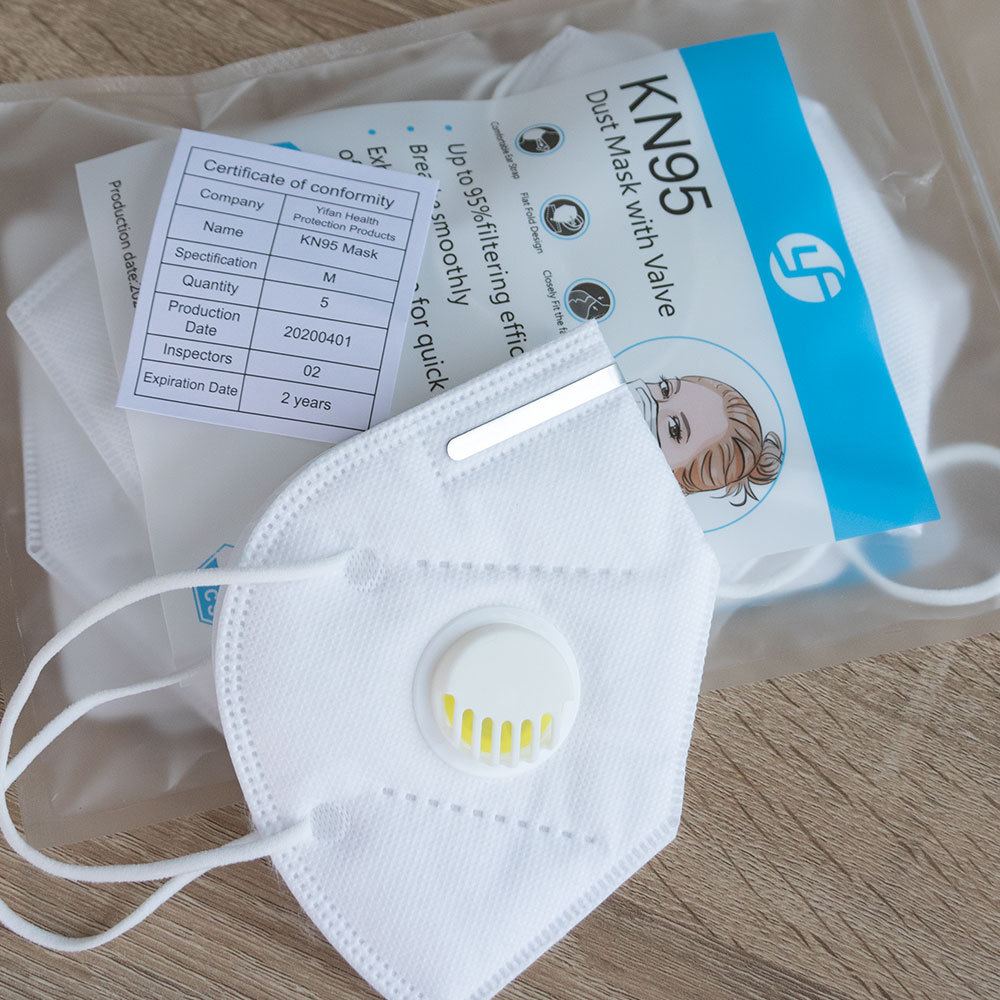 KN95带呼吸阀口罩一次性防护口罩CE认证防护防尘口罩独立包装带阀