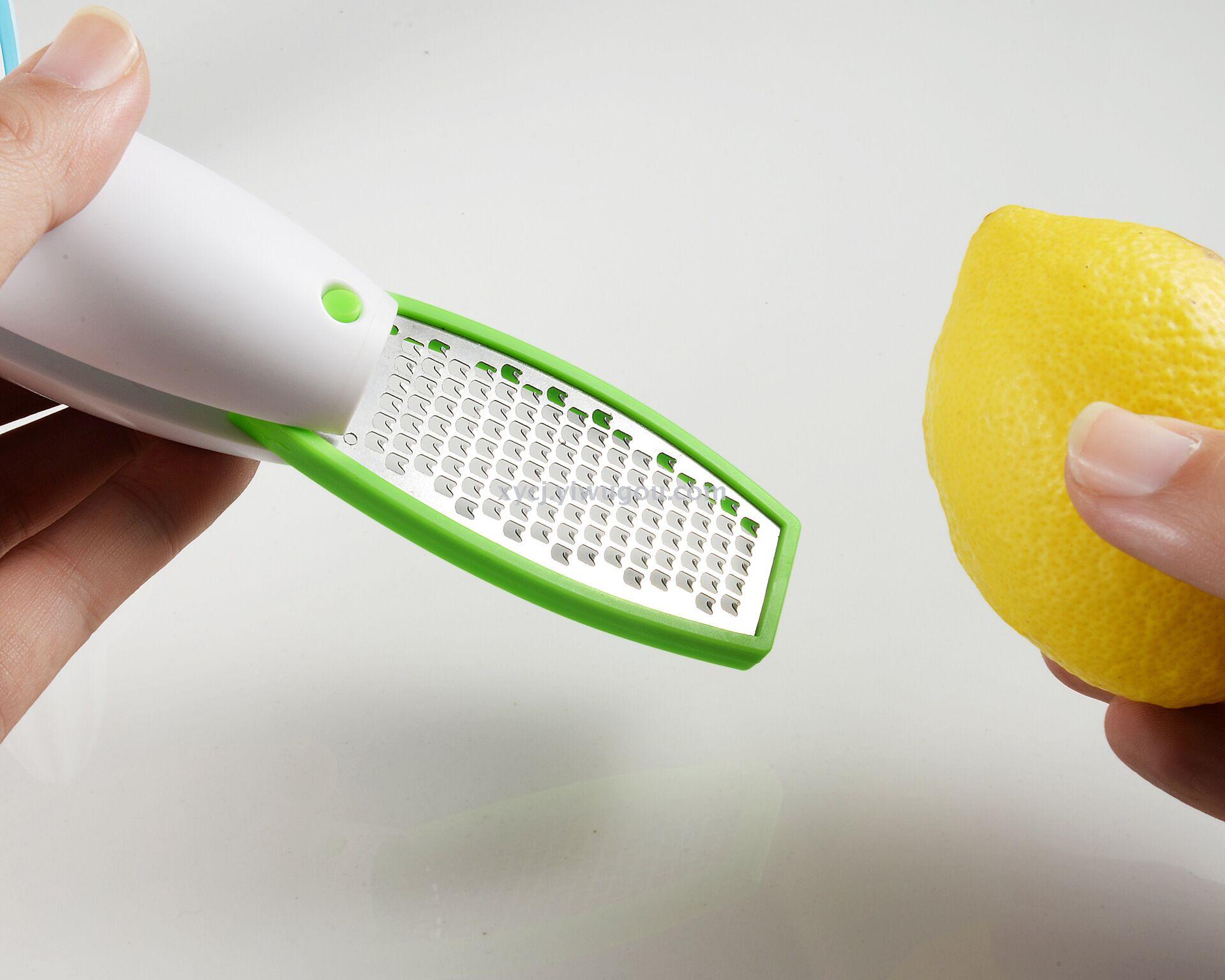Manual lemon juicer, ginger and garlic puree, ginger grater Application Scenario