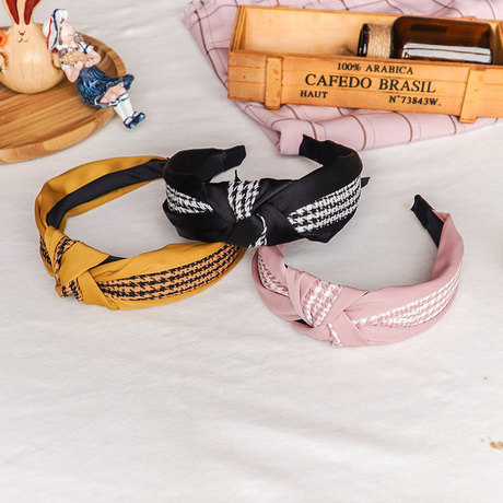 New Korean-style hair band with a retro checkered pattern, wide edge cross-knotting hair clip, headband for women, factory direct sales full figure