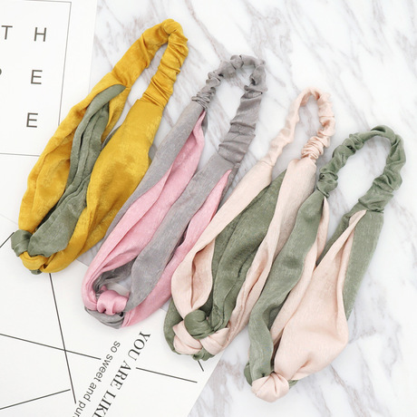 Wholesale of creative two-color splicing hair accessories, cross hair bands, retro satin hair bands, Chinese knots, and colorful headwear details Picture
